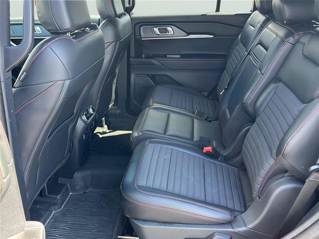 Certified 2025 Ford Explorer ST-Line w/ ST-Line Street Pack AWD/4WD image 15
