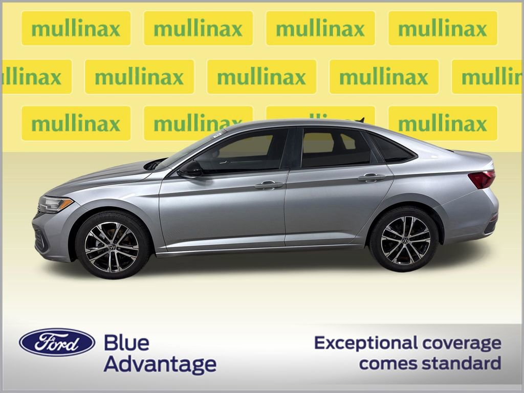 Used 2022 Volkswagen Jetta Sport FWD image 9