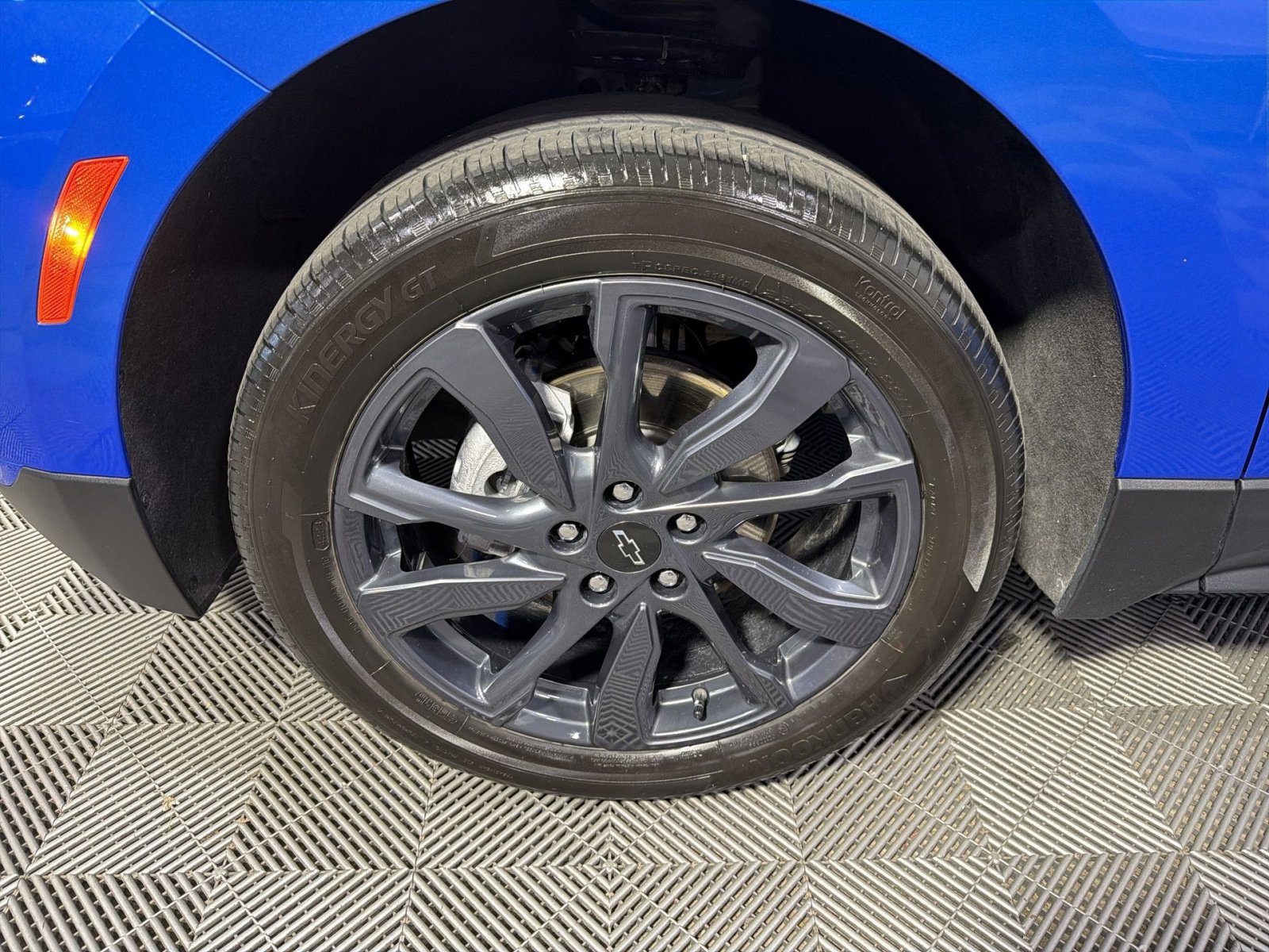 Used 2024 Chevrolet Equinox RS image 17