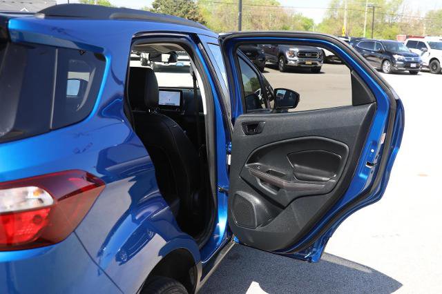 Certified 2022 Ford EcoSport SES w/ Interior Protection Package AWD/4WD image 30
