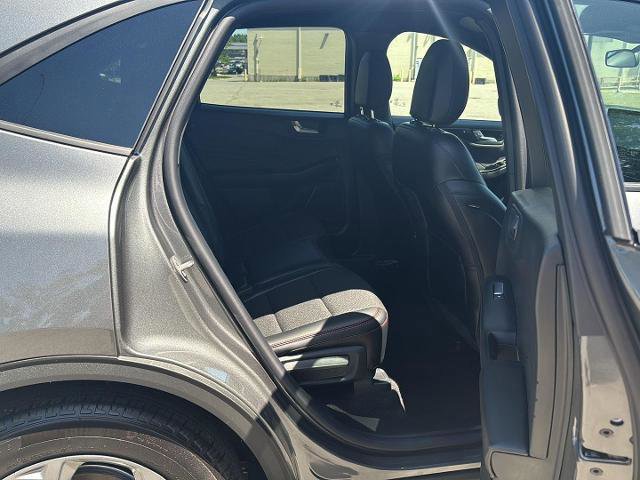 Certified 2025 Ford Escape ST-Line w/ Equipment Group 301A image 30