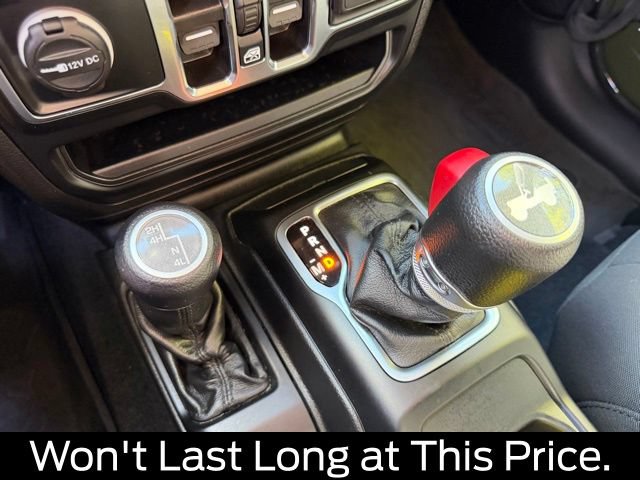 Used 2022 Jeep Wrangler Unlimited Sport AWD/4WD image 19
