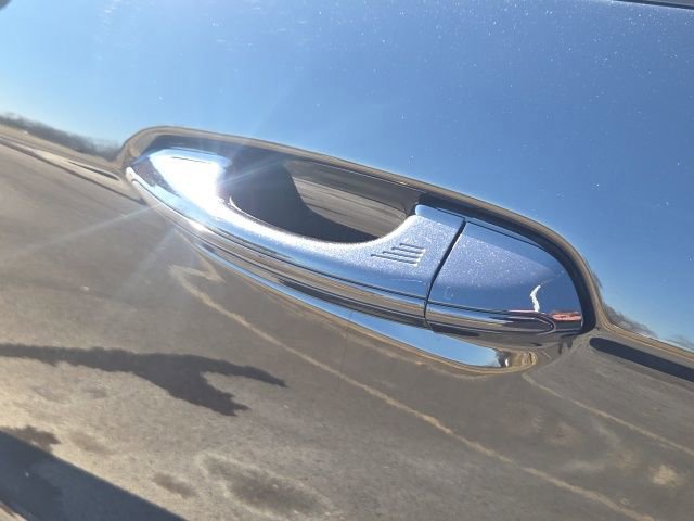 Certified 2024 Ford Edge SE w/ Black Appearance Package image 24