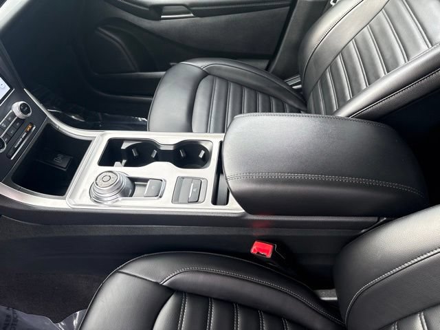 Certified 2024 Ford Edge SEL w/ Convenience Package AWD/4WD image 18