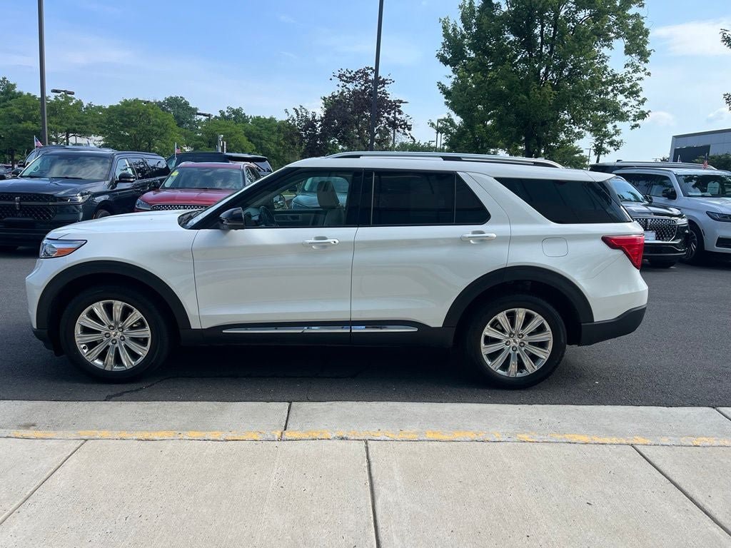 Certified 2021 Ford Explorer Limited w/ Hybrid Equipment Group 310A AWD/4WD image 6