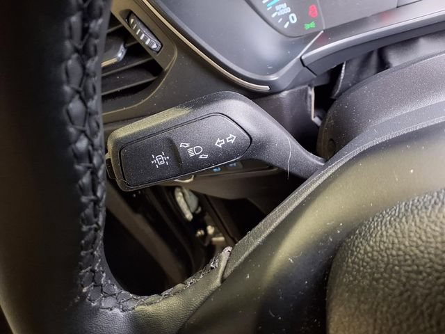 Certified 2022 Ford Escape SE w/ SE Sport Appearance Package FWD image 12