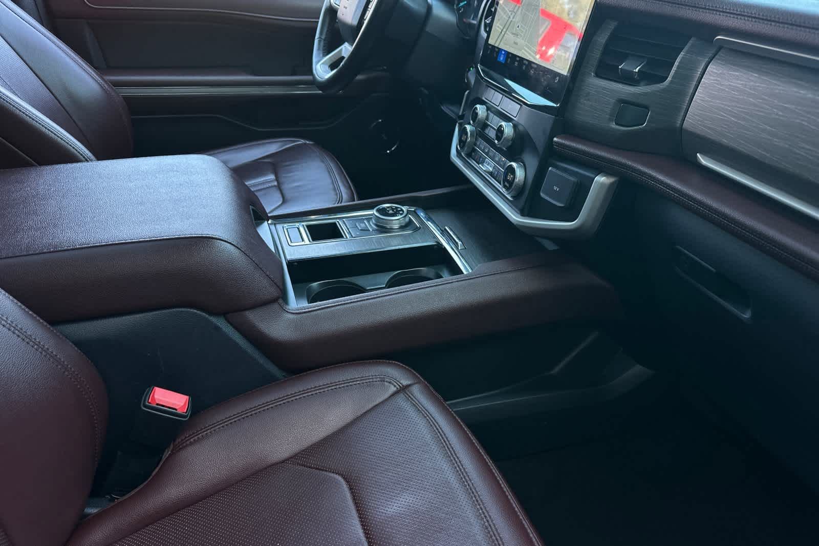 Certified 2024 Ford Expedition Limited RWD image 18