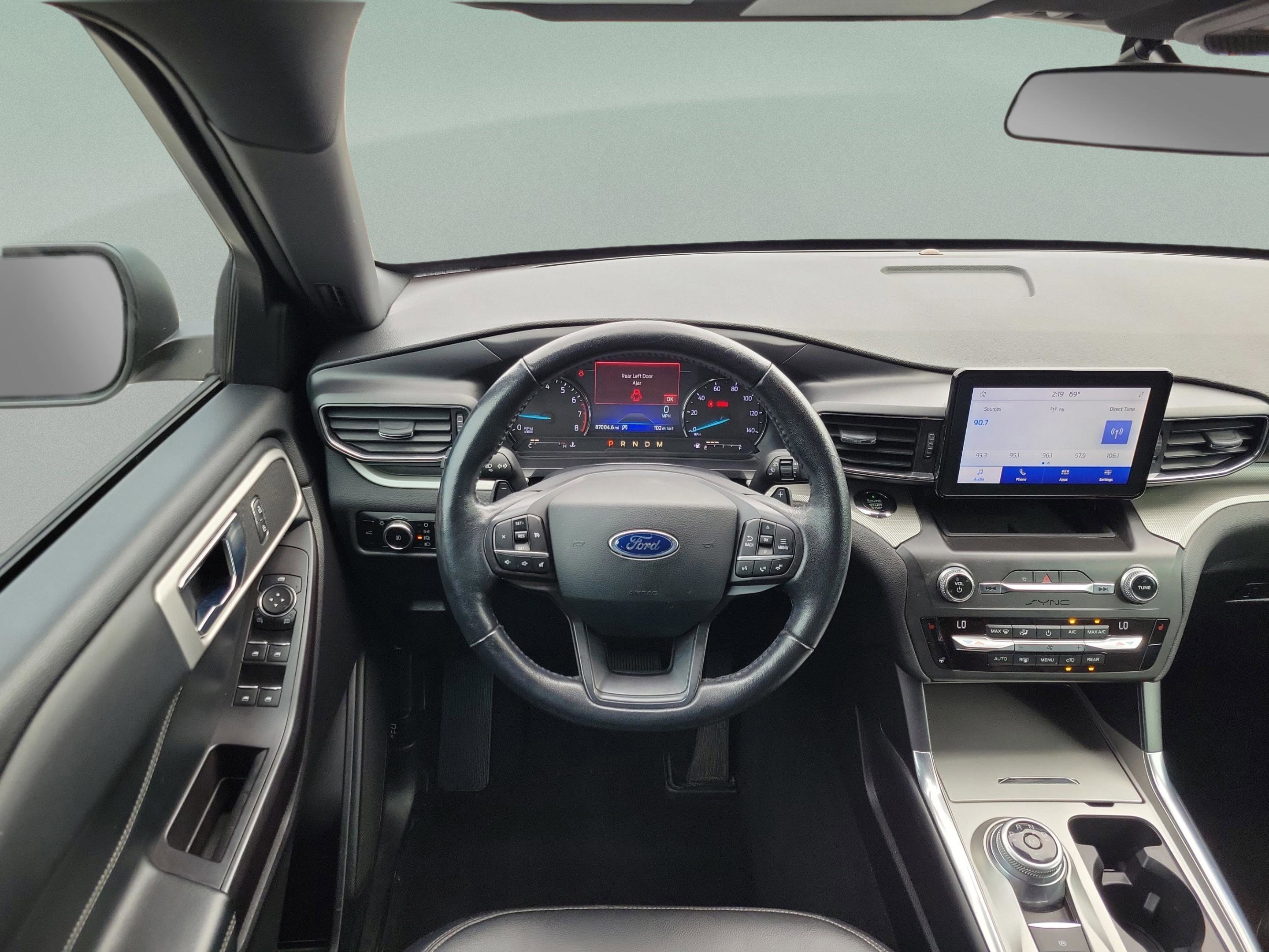 Certified 2020 Ford Explorer XLT w/ Equipment Group 202A image 20