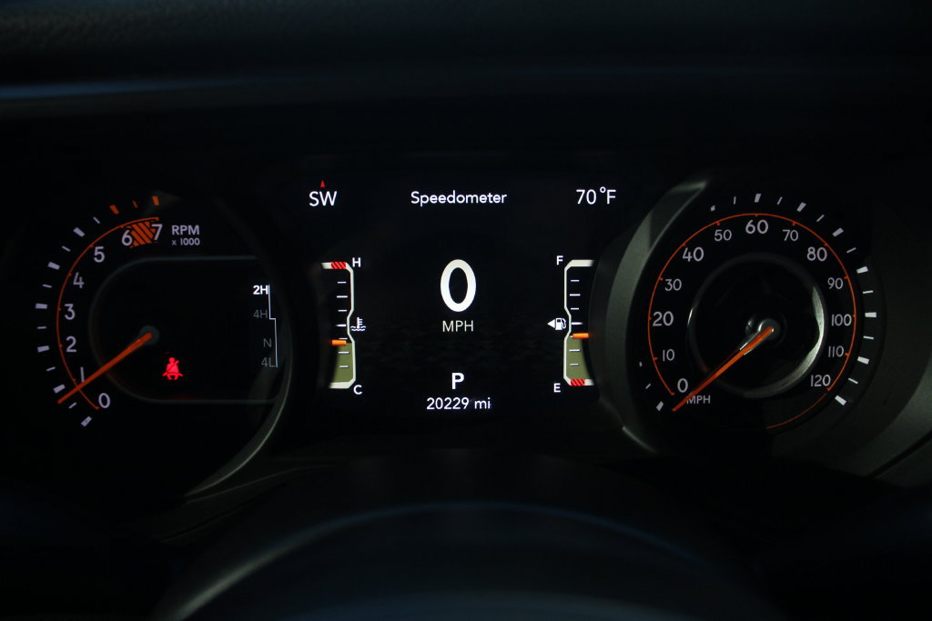 Used 2024 Jeep Wrangler Unlimited Sport AWD/4WD image 31