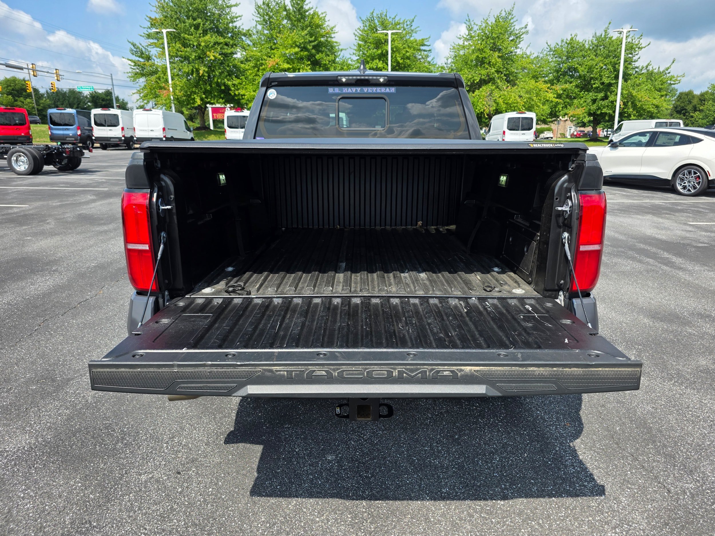 Used 2024 Toyota Tacoma TRD Sport w/ TRD Sport Upgrade Package AWD/4WD image 9