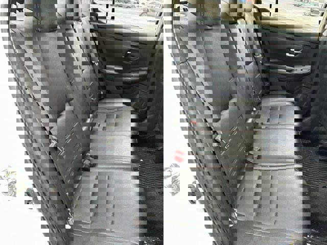 Used 2024 Nissan Sentra SR w/ SR Premium Package image 16