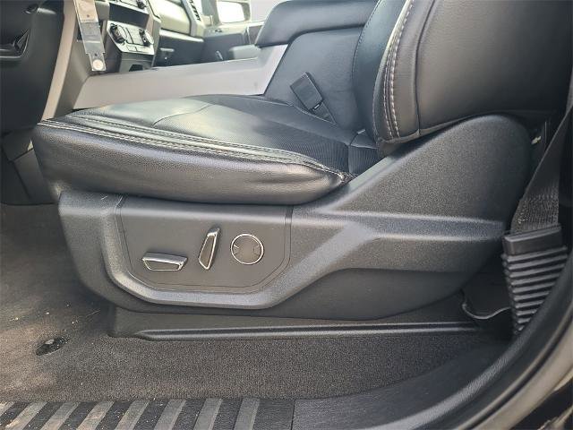 Certified 2019 Ford F350 Lariat w/ Chrome Package image 15