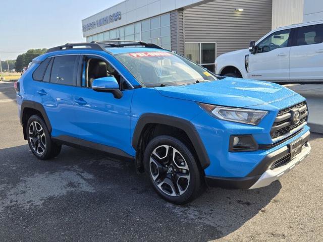 Used 2019 Toyota RAV4 Adventure w/ Advanced Technology Package AWD/4WD image 3