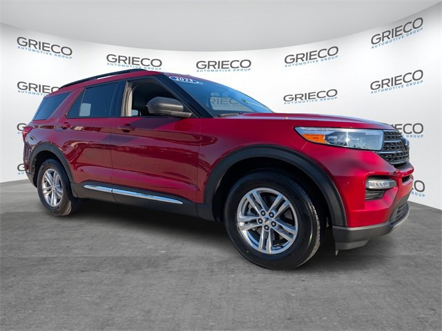 Certified 2023 Ford Explorer XLT w/ Equipment Group 202A image 5