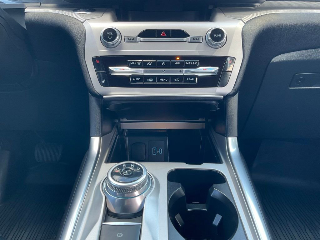 Certified 2024 Ford Explorer XLT w/ Equipment Group 202A image 71