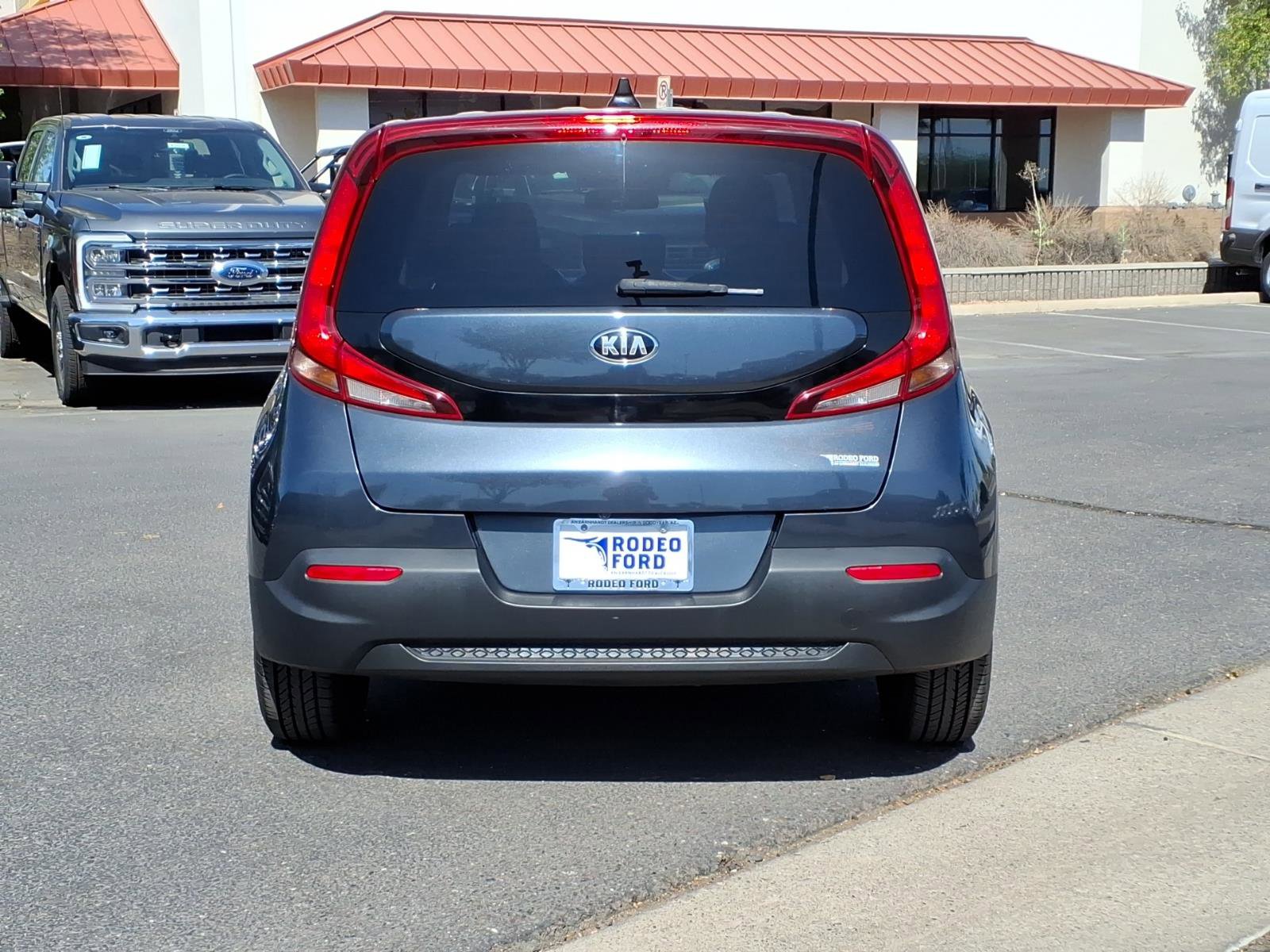 Used 2020 Kia Soul LX FWD image 5
