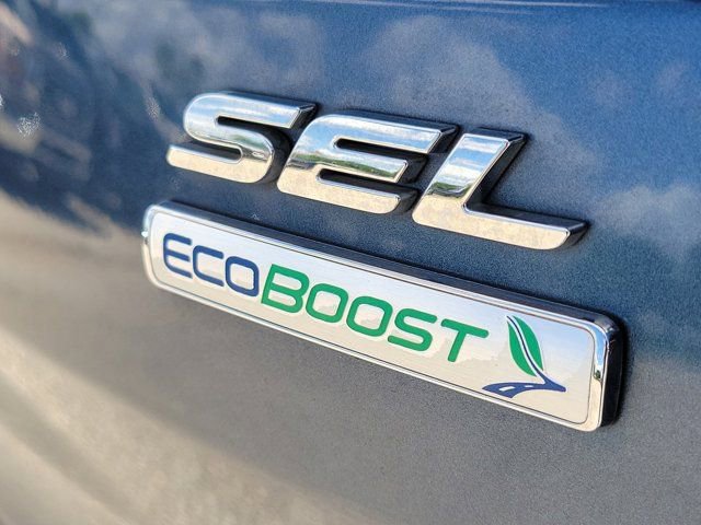 Certified 2018 Ford Escape SEL w/ Ford Safe & Smart Package FWD image 12