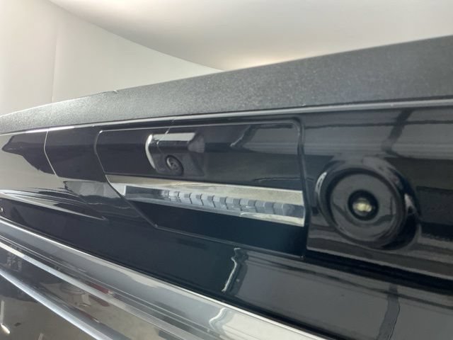 Certified 2023 Ford F350 Platinum AWD/4WD image 9