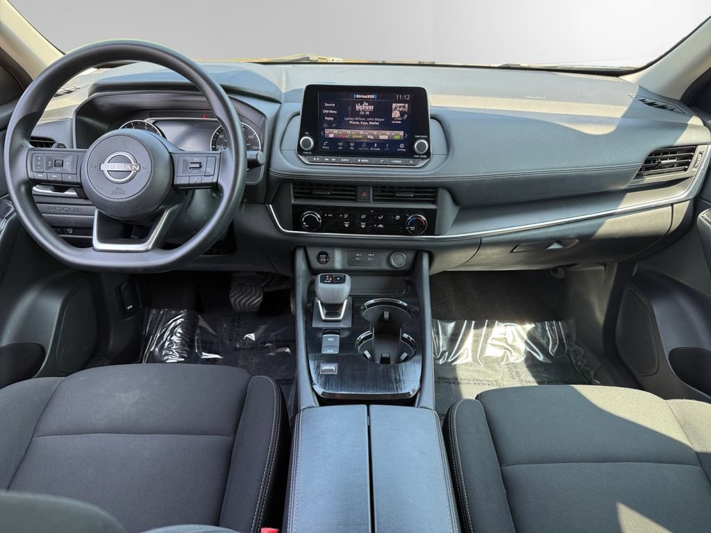 Used 2024 Nissan Rogue S FWD image 10