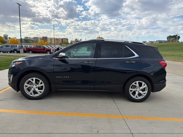 Used 2021 Chevrolet Equinox Premier AWD/4WD image 6