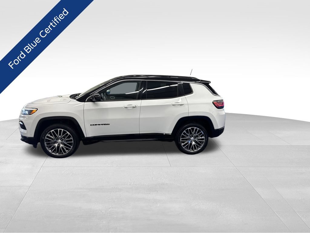 Used 2023 Jeep Compass Limited w/ Elite Group AWD/4WD image 2