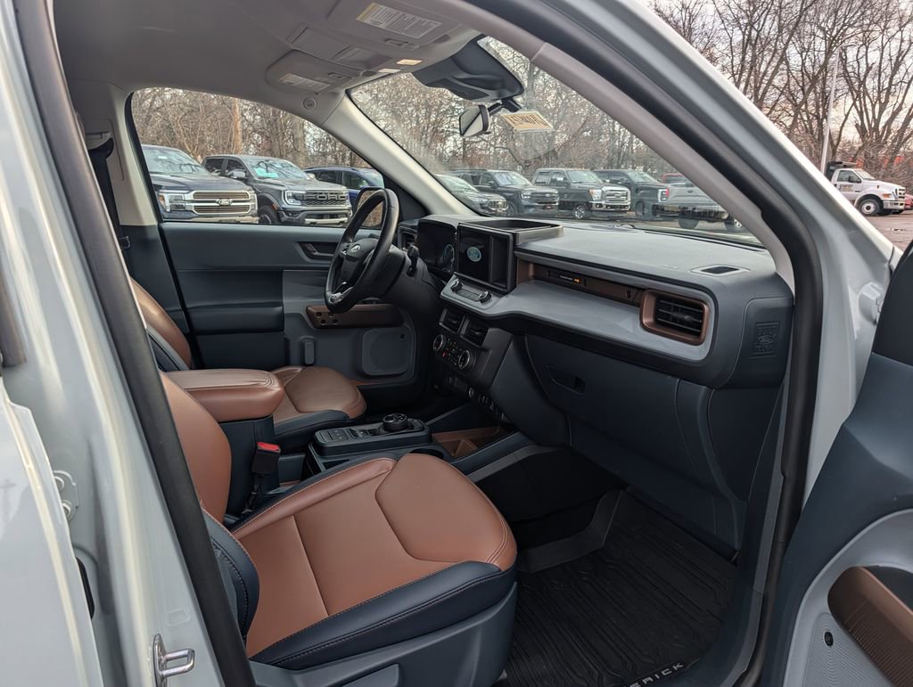 Certified 2023 Ford Maverick Lariat w/ Lariat Luxury Package image 8