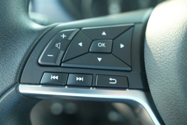 Used 2025 Nissan Versa SV FWD image 30