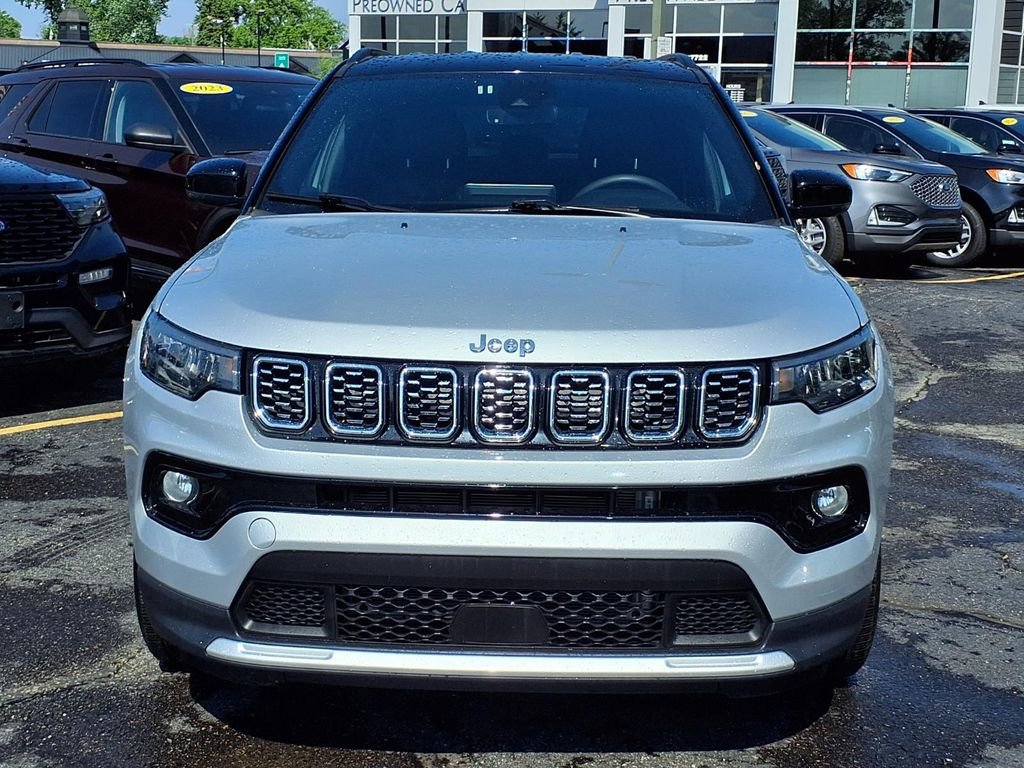 Used 2025 Jeep Compass Limited AWD/4WD image 21