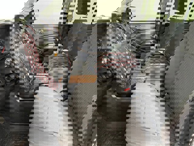 Used 2018 Chevrolet Tahoe LS image 7