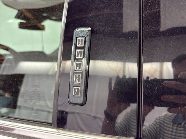 Certified 2022 Ford F150 Platinum w/ Equipment Group 701A High AWD/4WD image 6