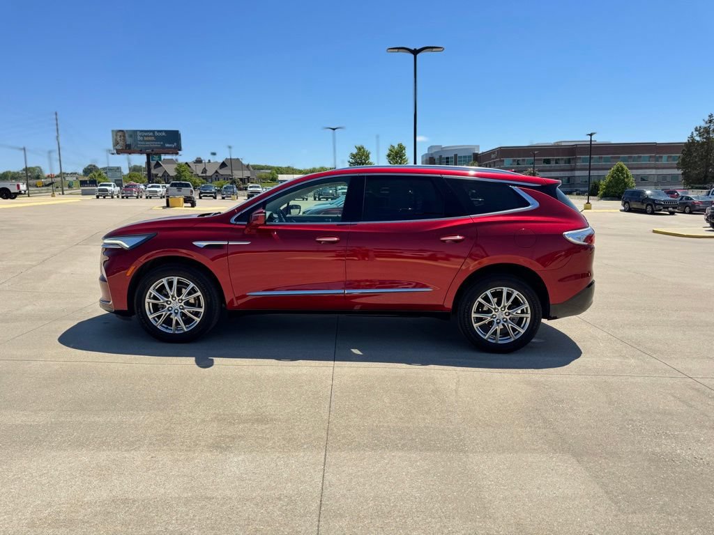 Used 2023 Buick Enclave Essence w/ Experience Buick Package AWD/4WD image 8