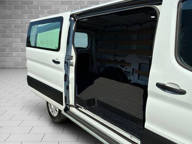 Certified 2025 Ford Transit 250 Low Roof w/ Exterior Upgrade Package RWD image 13