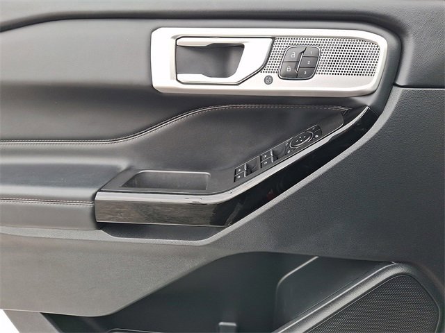 Certified 2023 Ford Explorer Platinum w/ Equipment Group 601A image 13