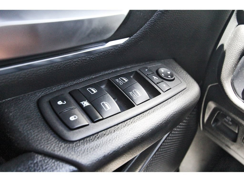 Used 2024 RAM 1500 Lone Star RWD image 20