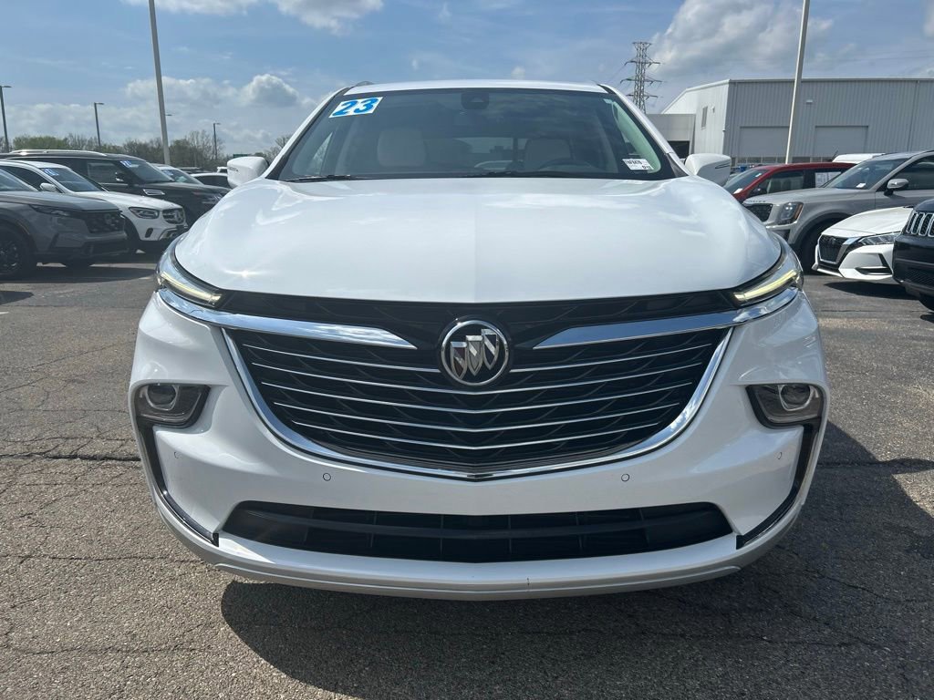 Used 2023 Buick Enclave Essence w/ Trailering Package, 5000 lbs. FWD image 9