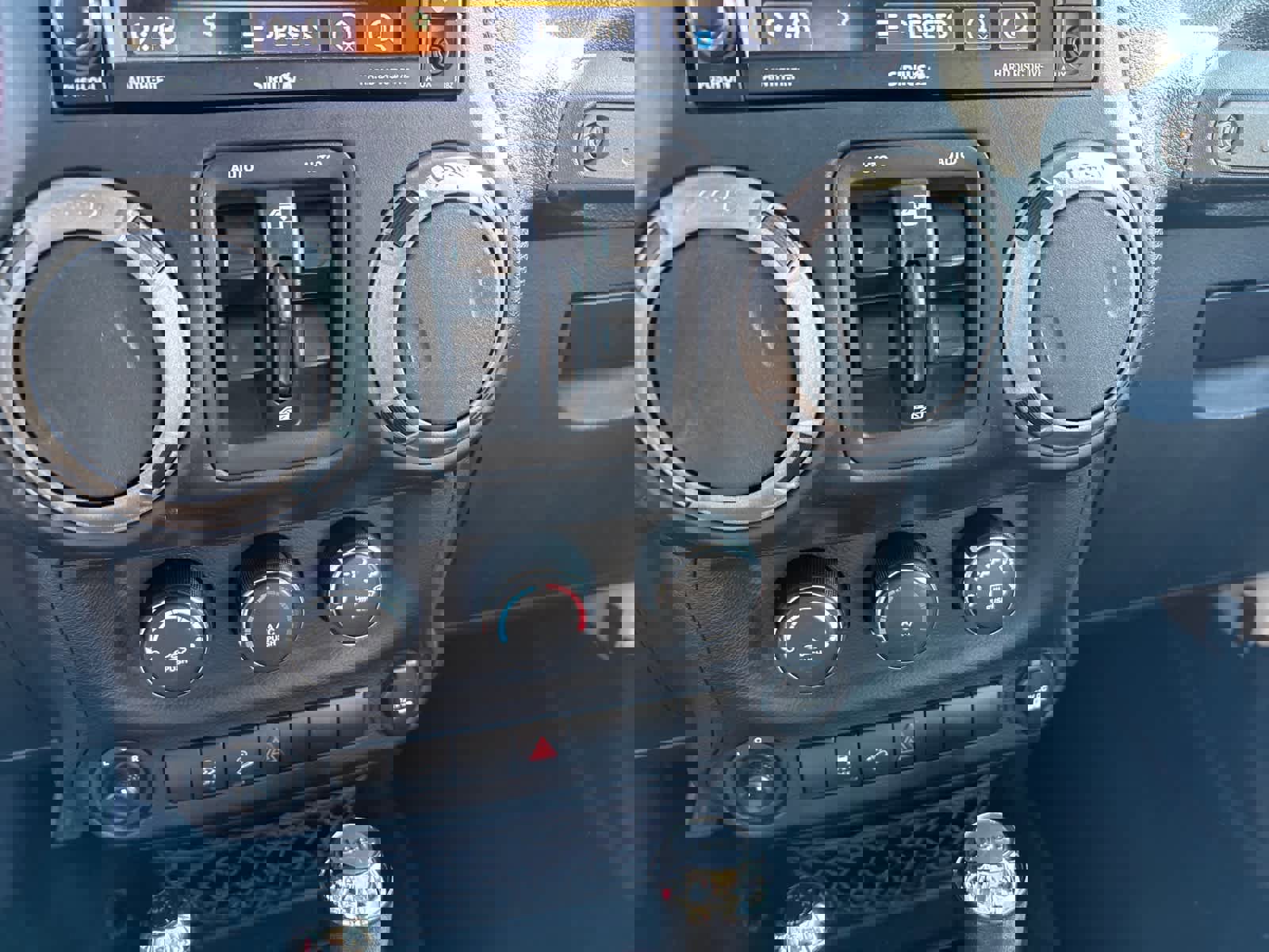 Used 2017 Jeep Wrangler Unlimited Sport w/ Quick Order Package 24S image 16