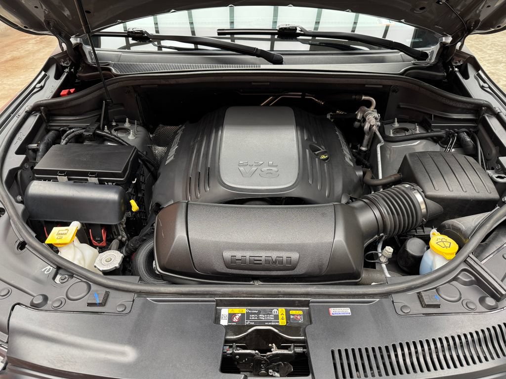 Used 2023 Dodge Durango R/T w/ Blacktop Package AWD/4WD image 29