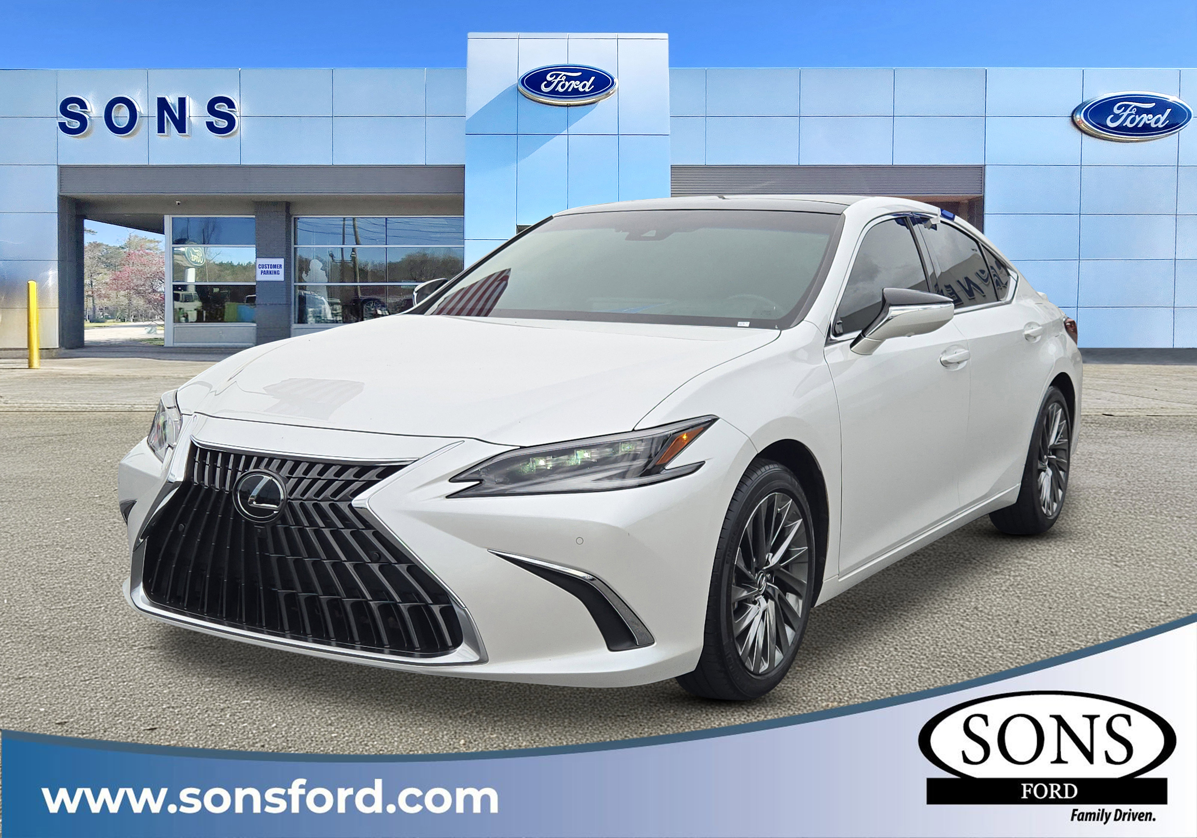 Used 2024 Lexus ES 350 Ultra Luxury w/ Accessory Package (Z2) FWD image 1