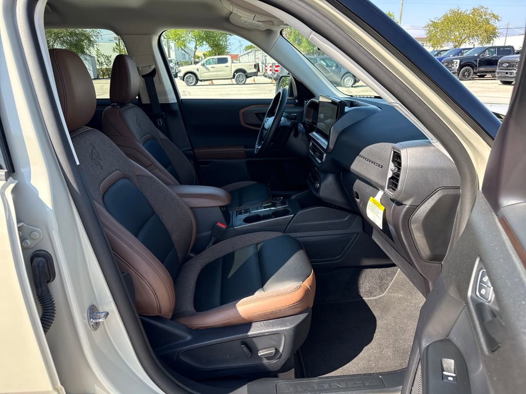 Certified 2025 Ford Bronco Sport Outer Banks w/ Outer Banks Tech Package+ image 26