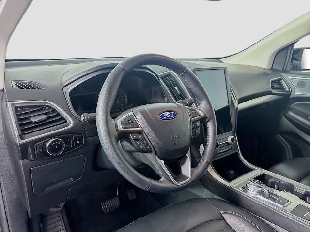 Certified 2024 Ford Edge SEL w/ Convenience Package AWD/4WD image 9