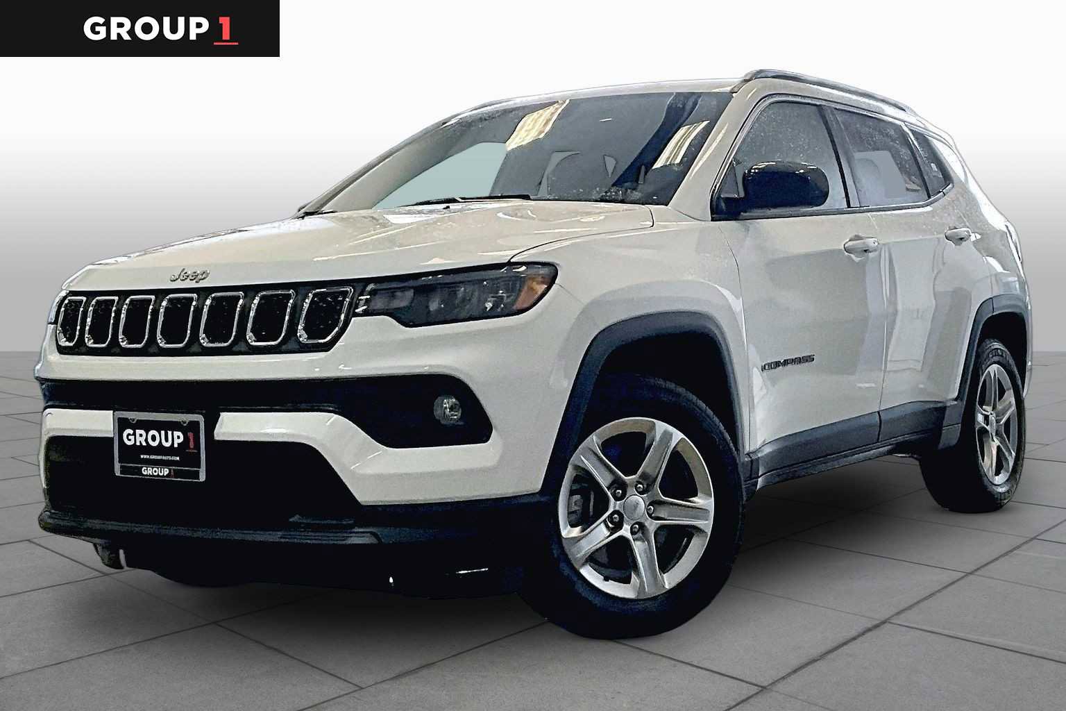 Used 2024 Jeep Compass Latitude AWD/4WD video 1