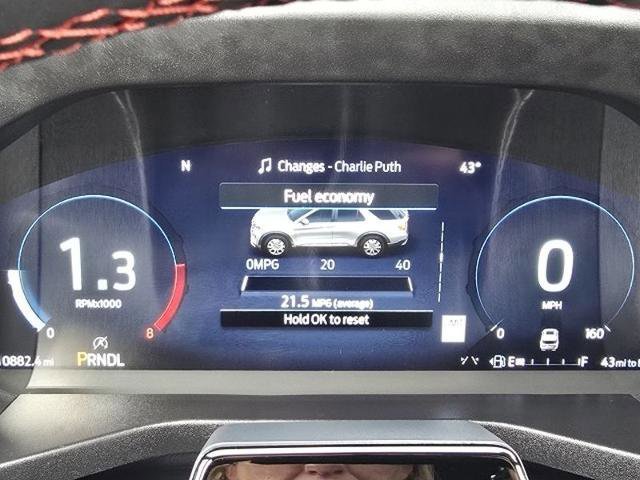 Certified 2025 Ford Explorer ST-Line w/ Premium Package image 21