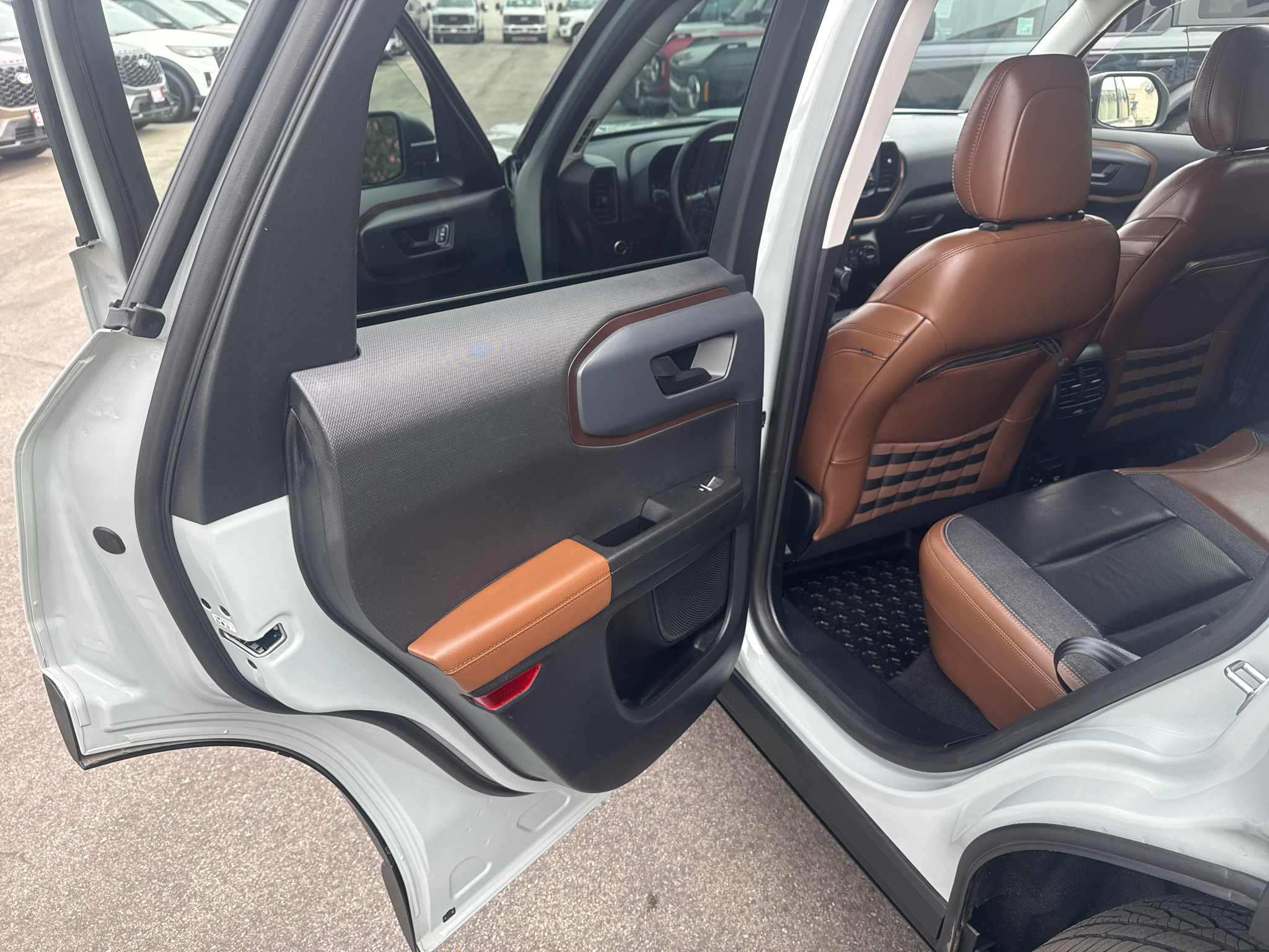 Certified 2021 Ford Bronco Sport Outer Banks AWD/4WD image 16