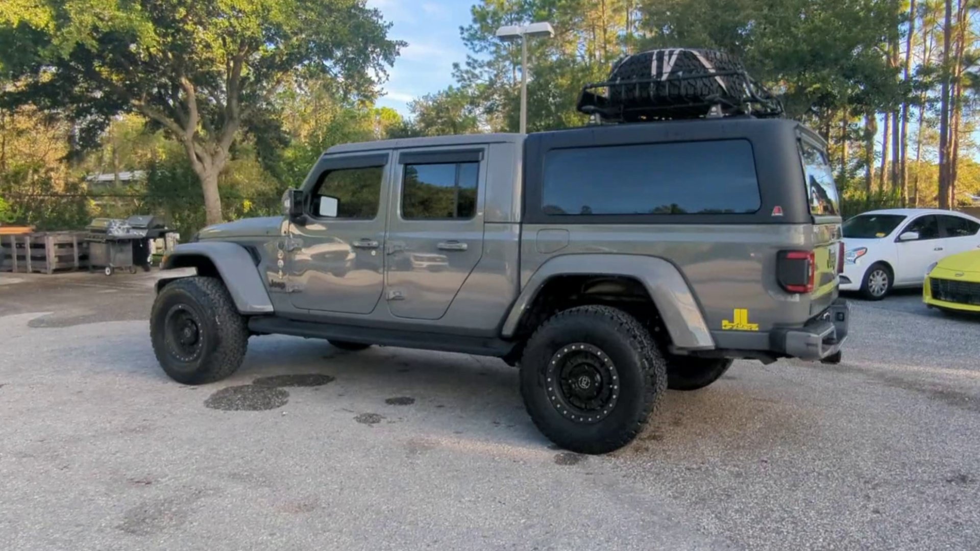Used 2022 Jeep Gladiator Overland AWD/4WD image 19
