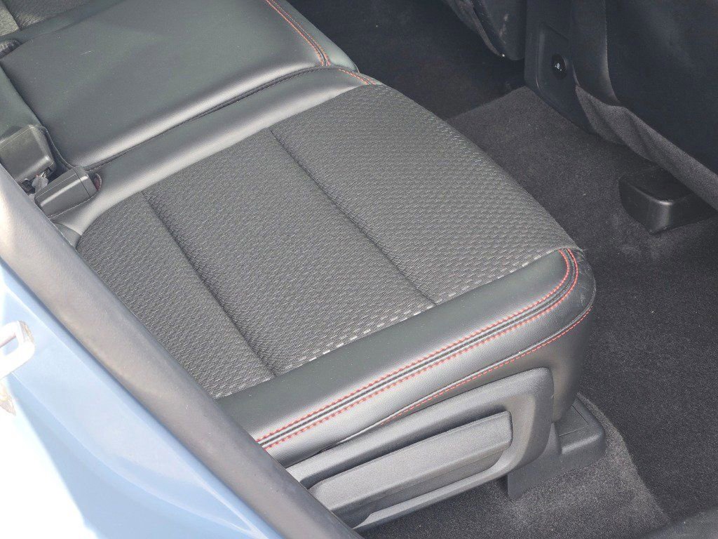 Certified 2025 Ford Escape ST-Line image 12