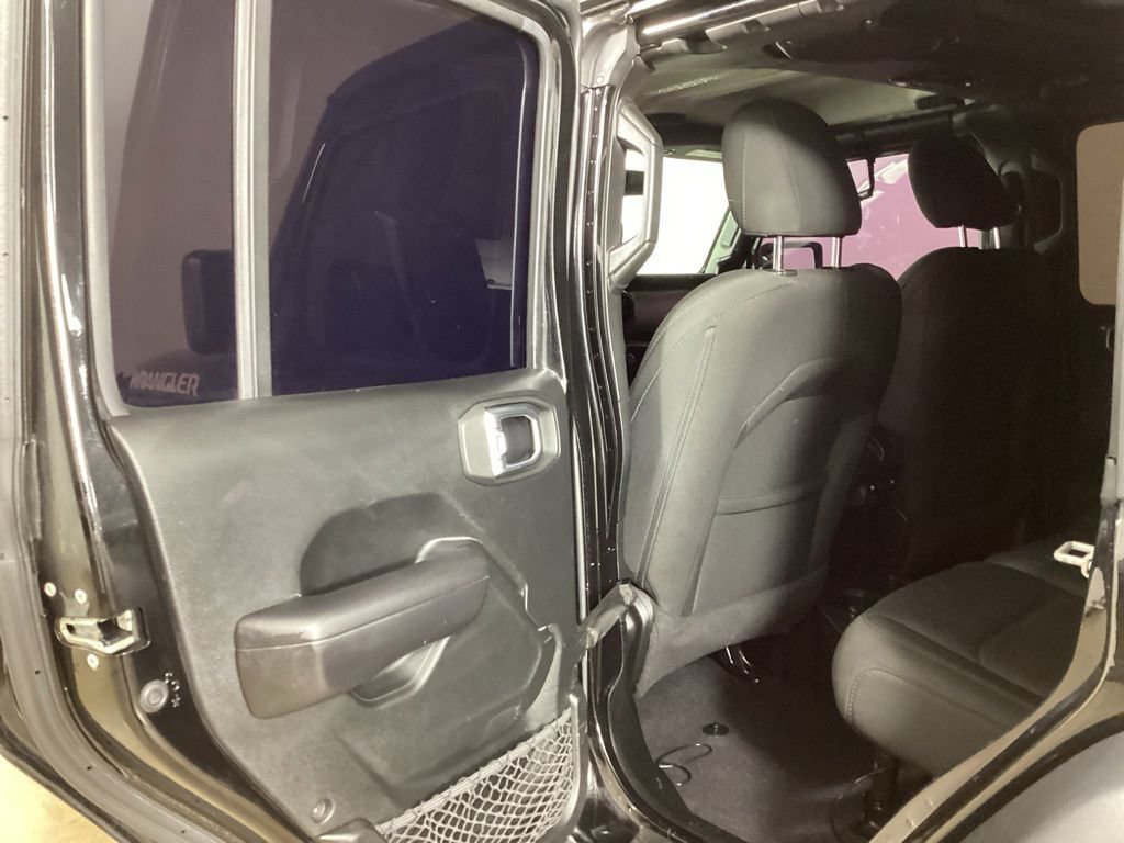 Used 2020 Jeep Wrangler Unlimited Sport S AWD/4WD image 28