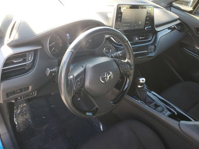 Used 2019 Toyota C-HR XLE image 16