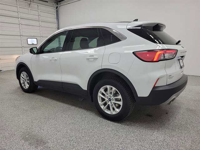 Certified 2021 Ford Escape SE image 3
