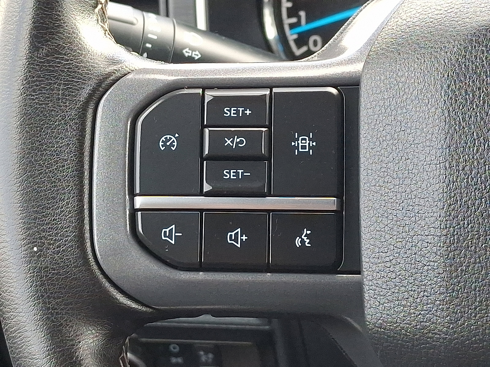 Certified 2023 Ford F150 XLT w/ Equipment Group 302A High image 21