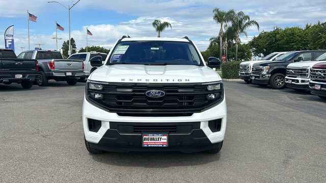 Certified 2025 Ford Expedition Active RWD image 9